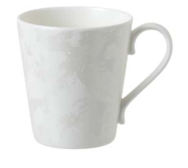 CRUSHED VELVET PEARL | ROYAL CROWN DERBY THE TABLE