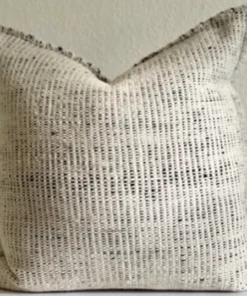 Treko PILLOWS MAKUN PILLOW DOTS WHITE | 20 X 20