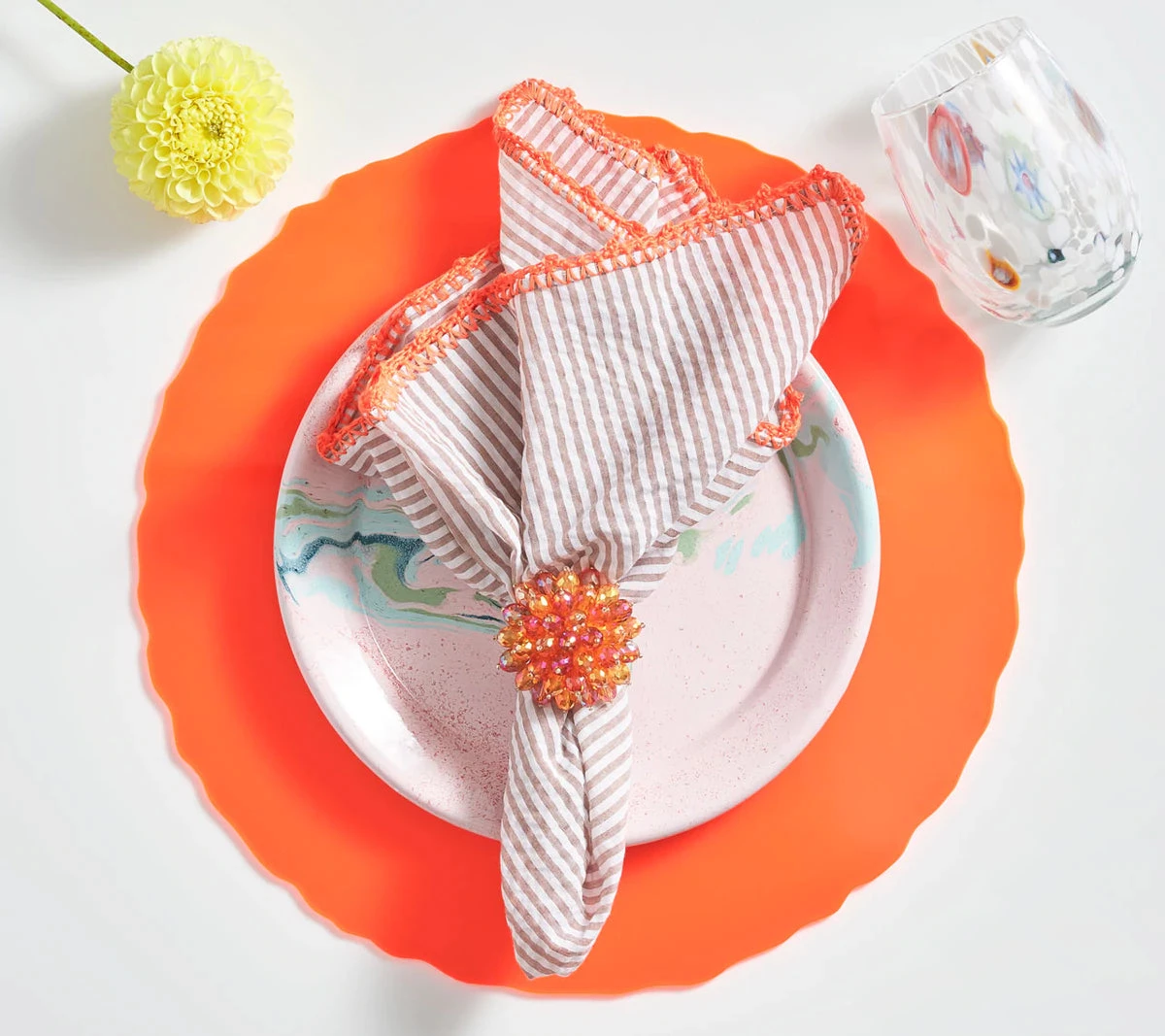Kim Seybert THE TABLE ZINNIA NAPKIN RING PINK & ORANGE