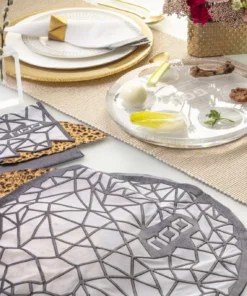 Apeloig Collection JUDAICA MATZAH COVER | GEOMETRIC