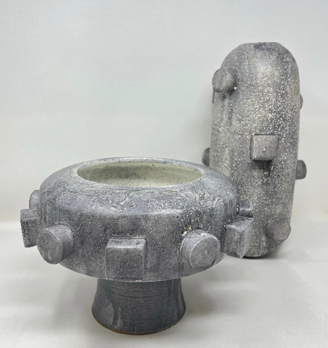 Natan Moss Ceramics/GOBAUG PILL CERAMIC VESSEL