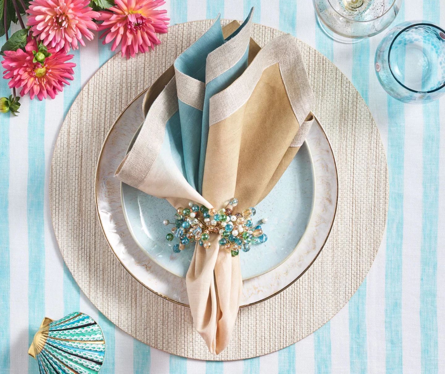 Kim Seybert THE TABLE DIP DYE NAPKIN NATURAL & SEAFOAM