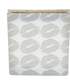 Taja Collection CANDLELIGHT KISSES CANDLE WHITE