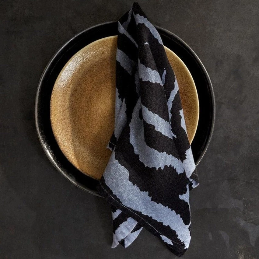 THE TABLE LINEN SATEEN TIGER NAPKIN SET | L'OBJET