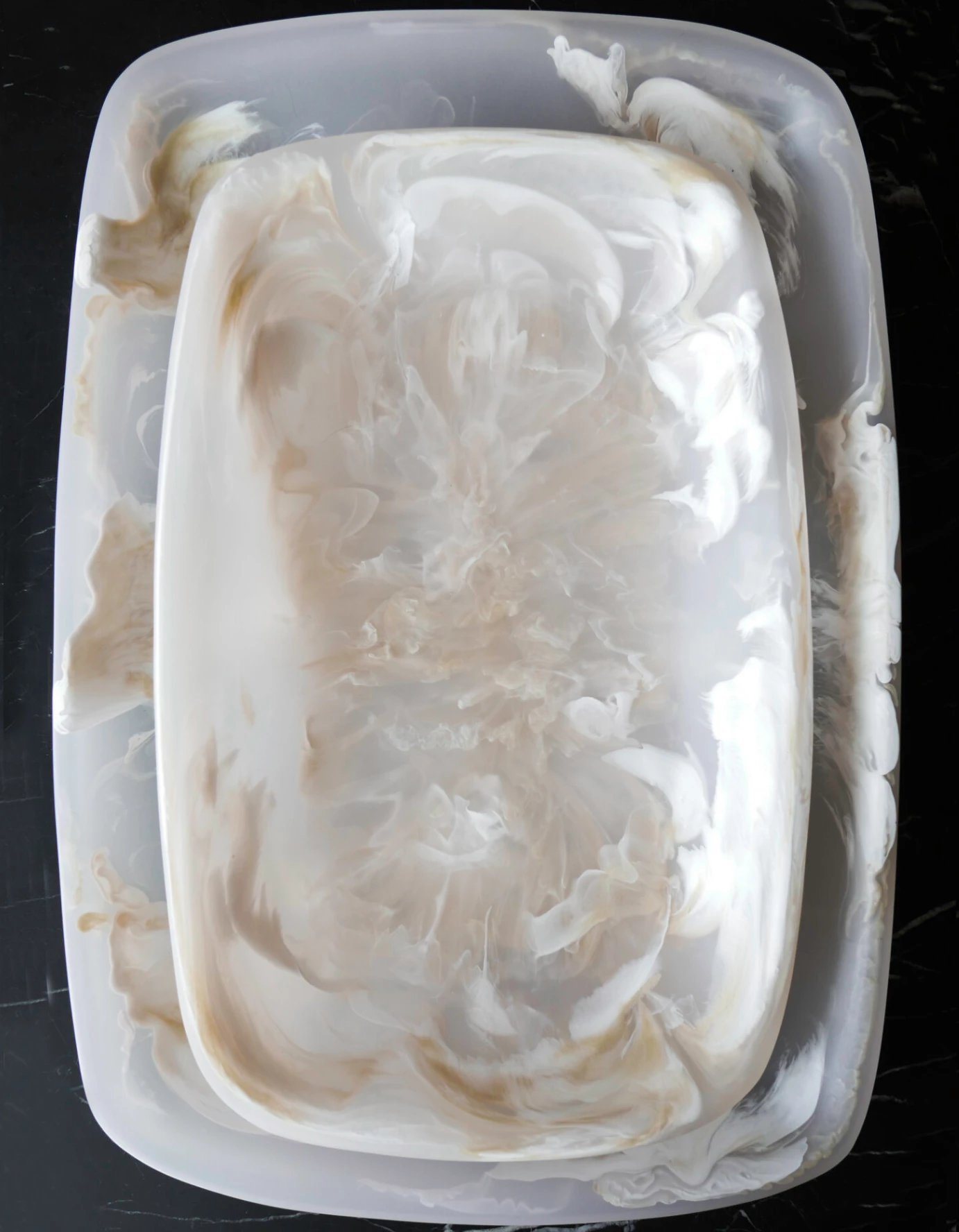 CDMX Design RESIN RECTANGLE TRAYS | PEARL MARBLE SERVING
